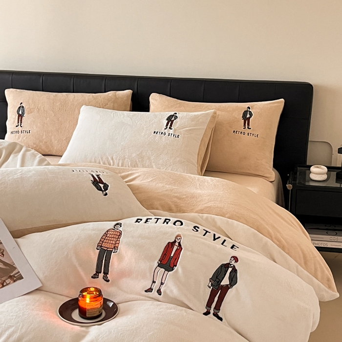 91家纺网 家纺一手货源 找家纺 （总）ONE TWO ONE 121 新品【牛奶绒刺绣四件套】2025毛毯被子四件套单件床单被套床笠珊瑚绒牛奶绒冬被法兰绒兔毛绒男孩Boy