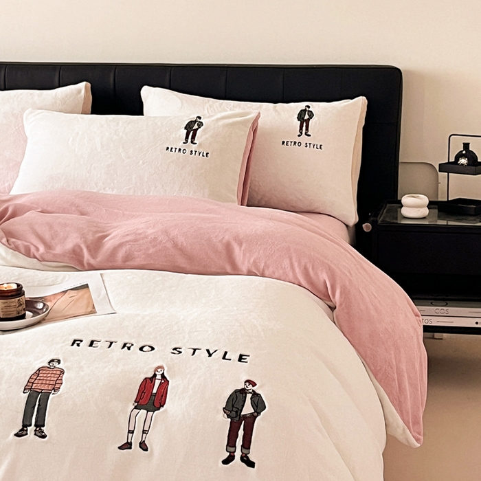 91家纺网 家纺一手货源 找家纺 （总）ONE TWO ONE 121 新品【牛奶绒刺绣四件套】2025毛毯被子四件套单件床单被套床笠珊瑚绒牛奶绒冬被法兰绒兔毛绒男孩Boy