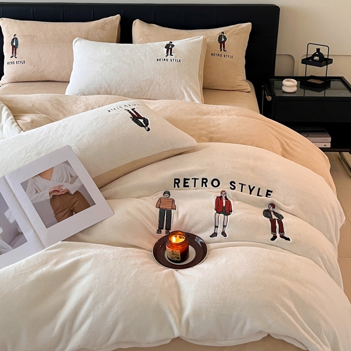 91家纺网 家纺一手货源 找家纺 ONE TWO ONE 121 新品【牛奶绒刺绣四件套】2025毛毯被子四件套单件床单被套床笠珊瑚绒牛奶绒冬被法兰绒兔毛绒男孩Boy Boy-白咖