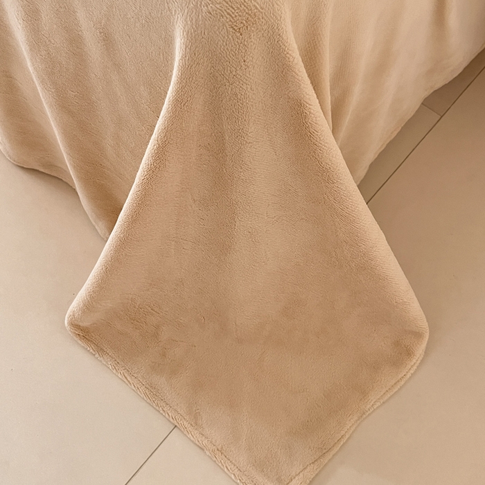 91家纺网 家纺一手货源 找家纺 ONE TWO ONE 121 新品【牛奶绒刺绣四件套】2025毛毯被子四件套单件床单被套床笠珊瑚绒牛奶绒冬被法兰绒兔毛绒男孩Boy Boy-白咖