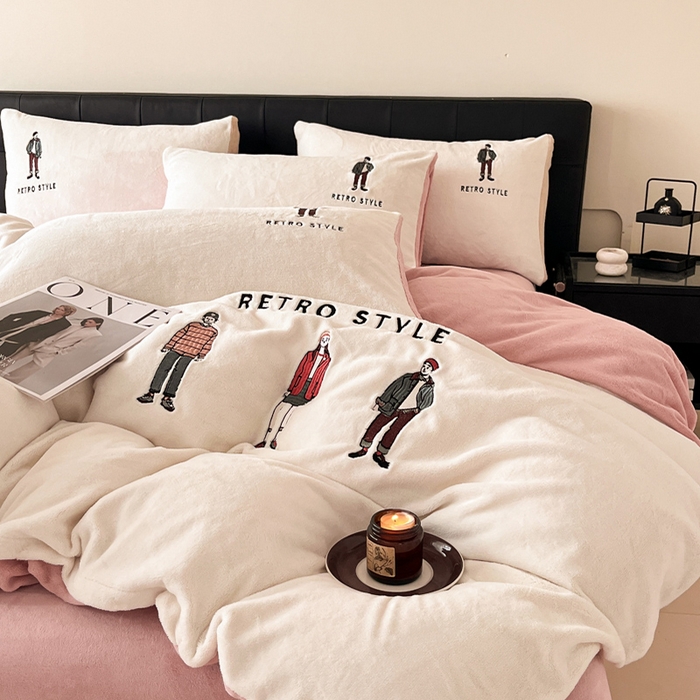 91家纺网 家纺一手货源 找家纺 ONE TWO ONE 121 新品【牛奶绒刺绣四件套】2025毛毯被子四件套单件床单被套床笠珊瑚绒牛奶绒冬被法兰绒兔毛绒男孩Boy Boy-橘粉