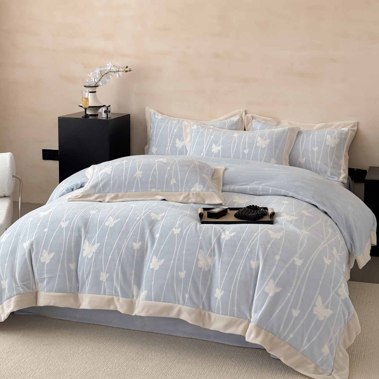 若未家居 LOVEWE HOUSE 2025新款250克全消光数码印花和雕花大宽边全消光牛奶绒四件套-蝴蝶-薇薇安 蝴蝶-薇薇安 蓝