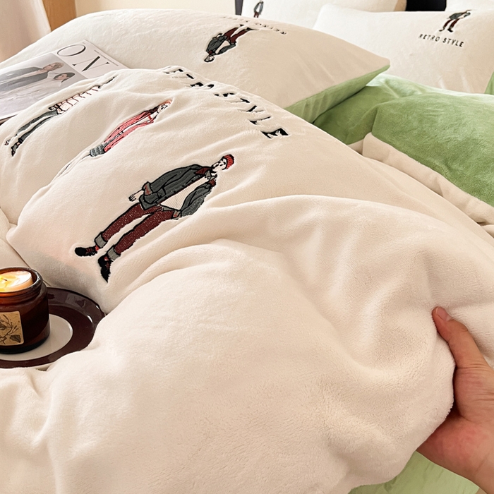 91家纺网 家纺一手货源 找家纺 ONE TWO ONE 121 新品【牛奶绒刺绣四件套】2025毛毯被子四件套单件床单被套床笠珊瑚绒牛奶绒冬被法兰绒兔毛绒男孩Boy Boy-浅绿