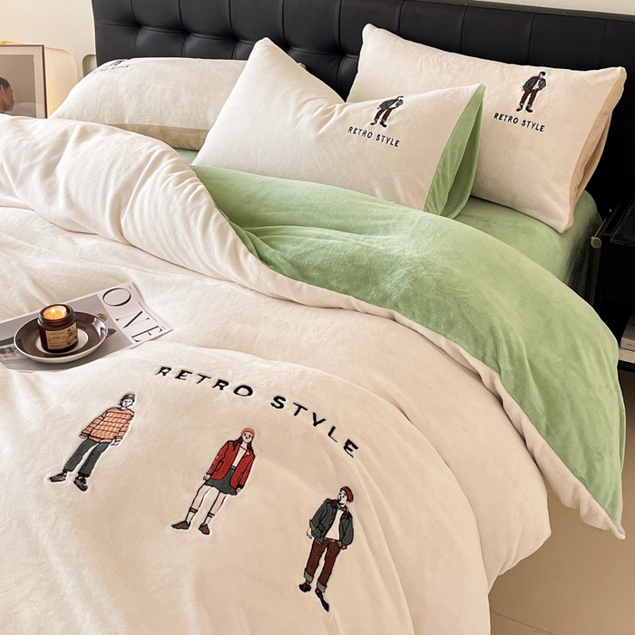 91家纺网 家纺一手货源 找家纺 ONE TWO ONE 121 新品【牛奶绒刺绣四件套】2025毛毯被子四件套单件床单被套床笠珊瑚绒牛奶绒冬被法兰绒兔毛绒男孩Boy Boy-浅绿