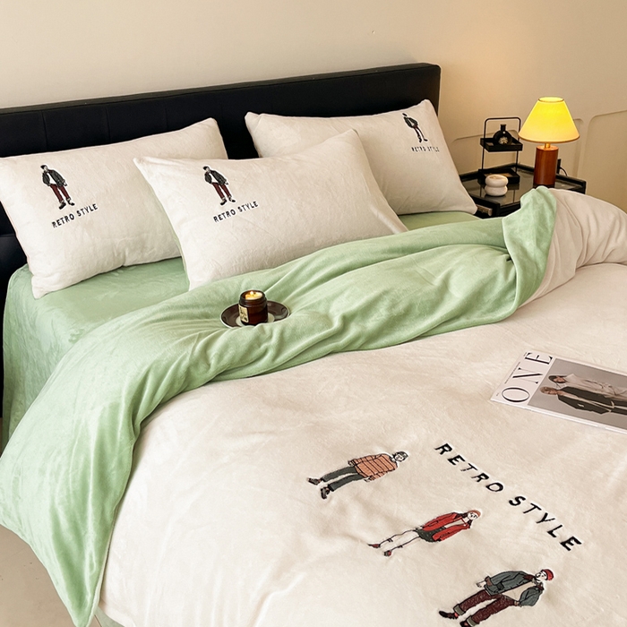 91家纺网 家纺一手货源 找家纺 ONE TWO ONE 121 新品【牛奶绒刺绣四件套】2025毛毯被子四件套单件床单被套床笠珊瑚绒牛奶绒冬被法兰绒兔毛绒男孩Boy Boy-浅绿