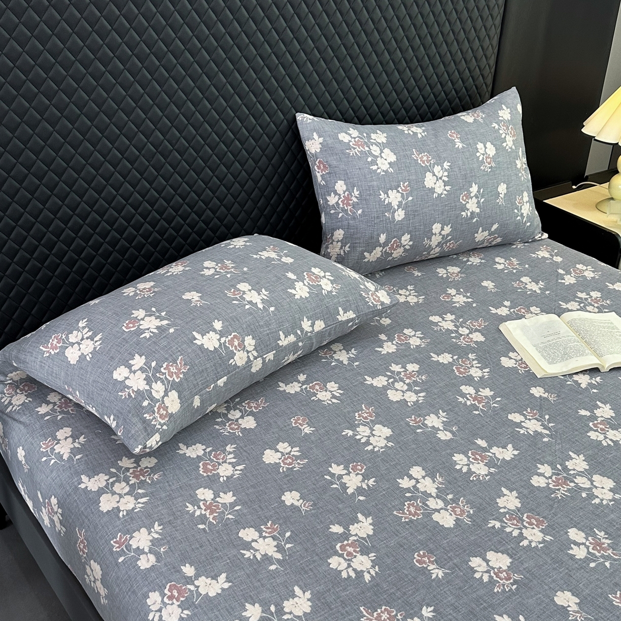 91家纺网 家纺一手货源 找家纺 一比一家纺 2025新款高克重复古原麻床笠 夕颜