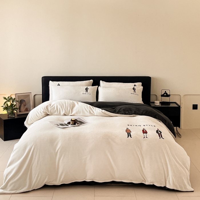 91家纺网 家纺一手货源 找家纺 ONE TWO ONE 121 新品【牛奶绒刺绣四件套】2025毛毯被子四件套单件床单被套床笠珊瑚绒牛奶绒冬被法兰绒兔毛绒男孩Boy Boy-深碳灰