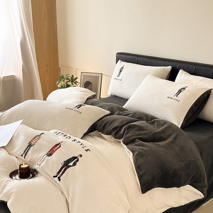 91家纺网 家纺一手货源 找家纺 ONE TWO ONE 121 新品【牛奶绒刺绣四件套】2025毛毯被子四件套单件床单被套床笠珊瑚绒牛奶绒冬被法兰绒兔毛绒男孩Boy Boy-深碳灰