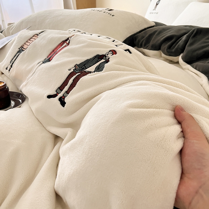 91家纺网 家纺一手货源 找家纺 ONE TWO ONE 121 新品【牛奶绒刺绣四件套】2025毛毯被子四件套单件床单被套床笠珊瑚绒牛奶绒冬被法兰绒兔毛绒男孩Boy Boy-深碳灰