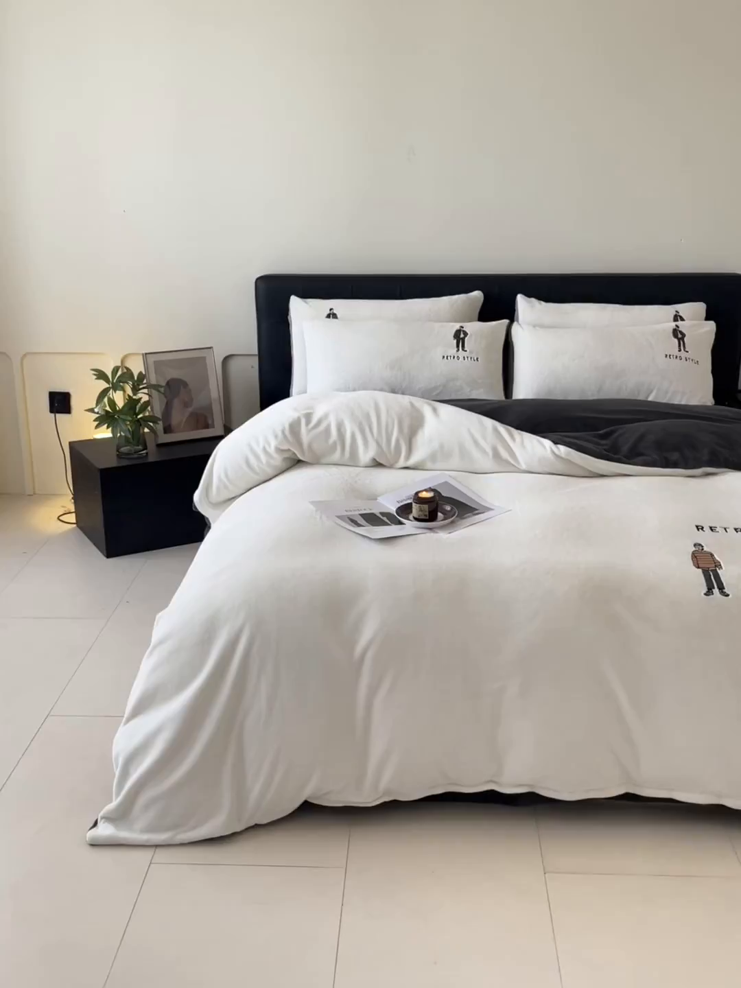 91家纺网 家纺一手货源 找家纺 ONE TWO ONE 121 新品【牛奶绒刺绣四件套】2025毛毯被子四件套单件床单被套床笠珊瑚绒牛奶绒冬被法兰绒兔毛绒男孩Boy Boy-深碳灰