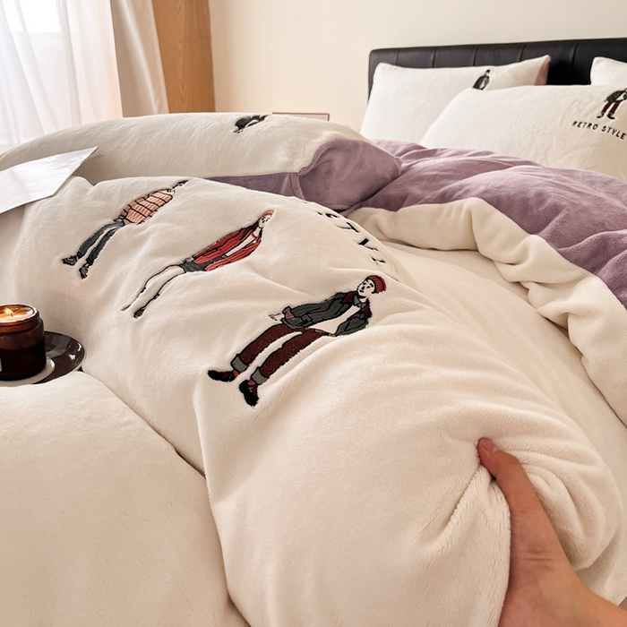 91家纺网 家纺一手货源 找家纺 ONE TWO ONE 121 新品【牛奶绒刺绣四件套】2025毛毯被子四件套单件床单被套床笠珊瑚绒牛奶绒冬被法兰绒兔毛绒男孩Boy Boy-烟紫