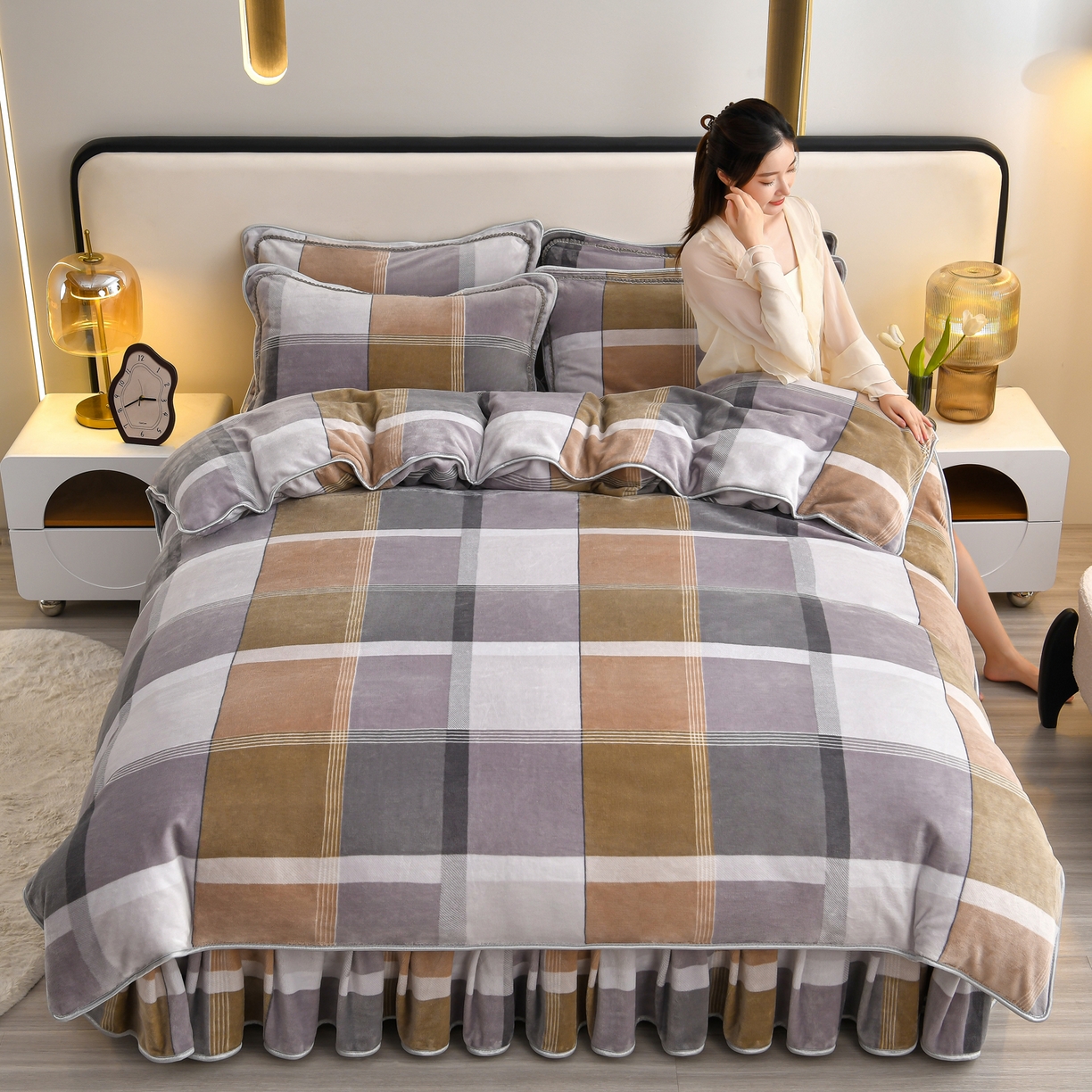 91家纺网 家纺一手货源 找家纺 橘姿家纺 2025新款9-10斤牛奶绒四件套金貂绒四件套 格韵