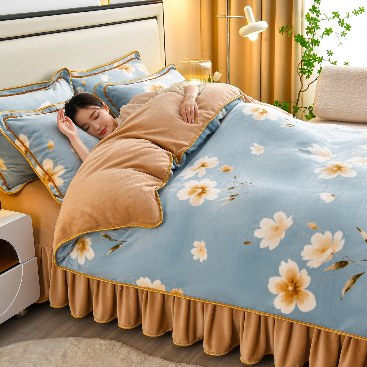 91家纺网 家纺一手货源 找家纺 橘姿家纺 2025新款9-10斤牛奶绒四件套金貂绒四件套 花漾