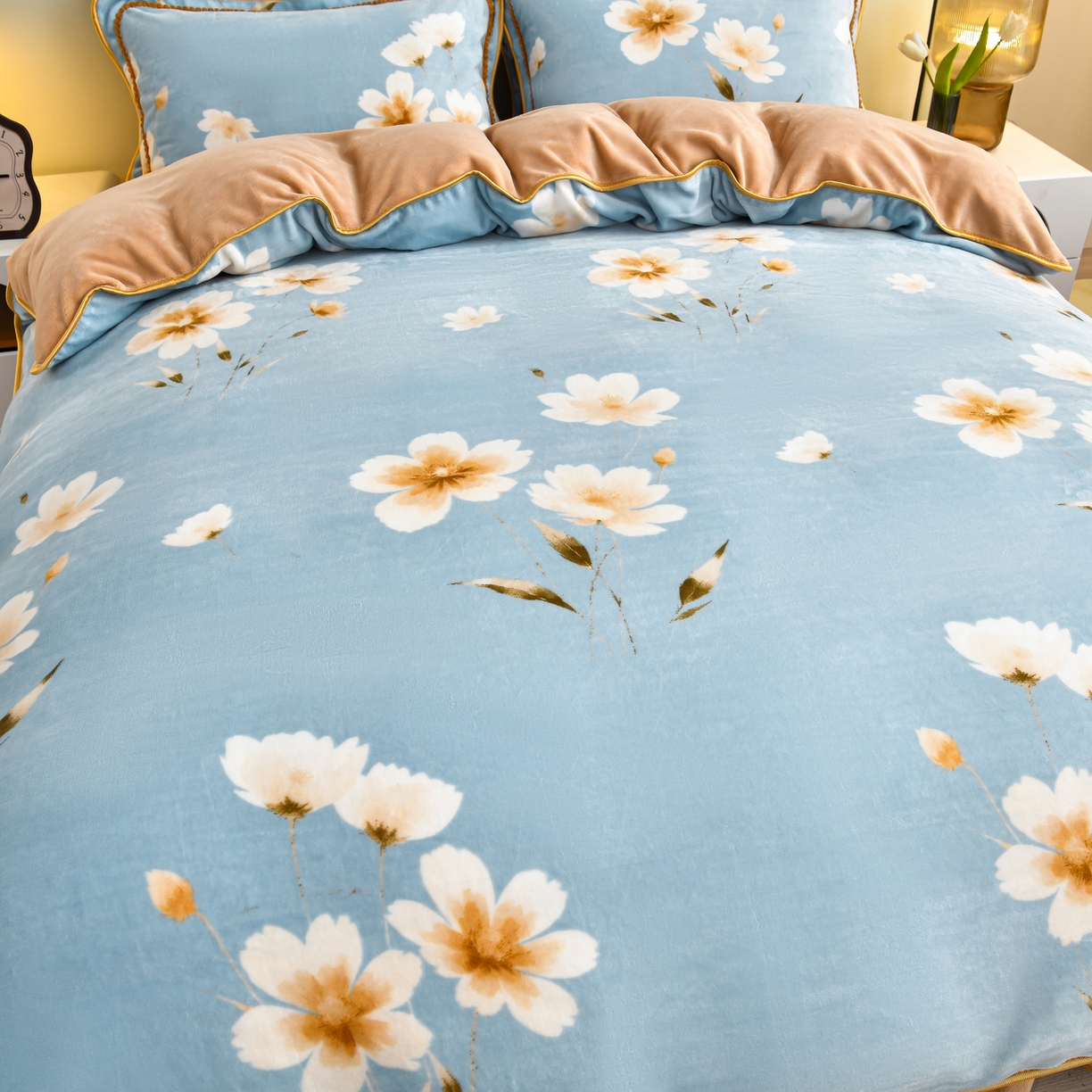 91家纺网 家纺一手货源 找家纺 橘姿家纺 2025新款9-10斤牛奶绒四件套金貂绒四件套 花漾