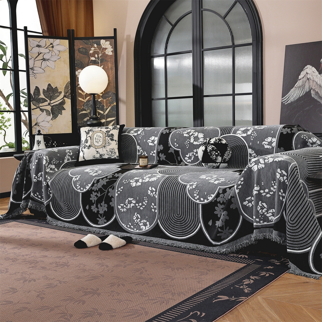 共鸣沙发垫 2025新款亲肤舒适雪尼尔玉兰黑色沙发巾 秋与黑色 180x230cm沙发巾