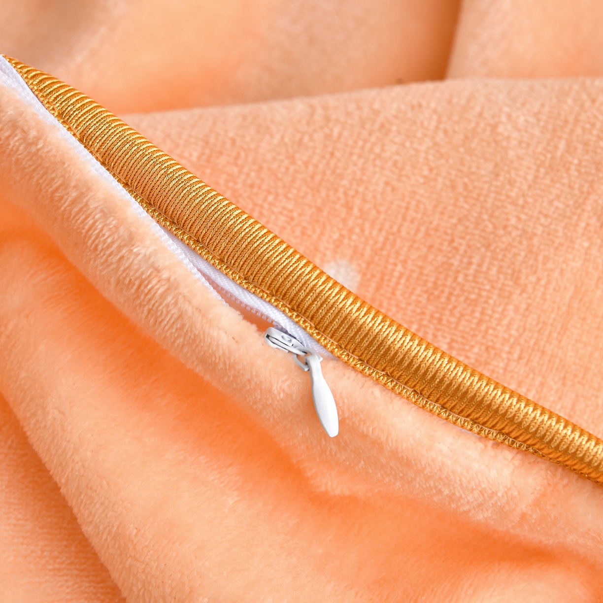 91家纺网 家纺一手货源 找家纺 橘姿家纺 2025新款9-10斤牛奶绒四件套金貂绒四件套 樱之恋