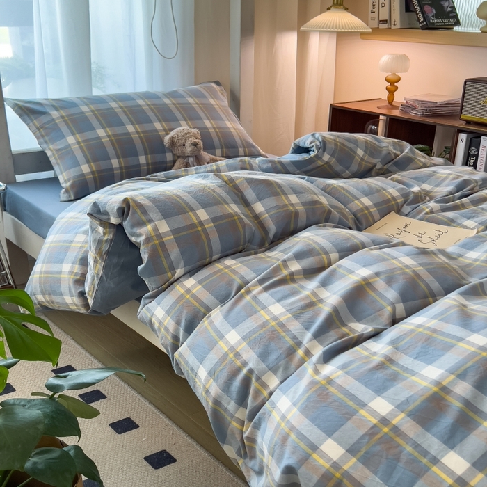 91家纺网 家纺一手货源 找家纺 梵克保罗 2025春夏新品无印风水洗棉学生六件套大礼包三件套枕套被套床单被芯床垫枕芯学生季 天蓝中格