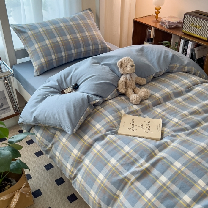 91家纺网 家纺一手货源 找家纺 梵克保罗 2025春夏新品无印风水洗棉学生六件套大礼包三件套枕套被套床单被芯床垫枕芯学生季 天蓝中格