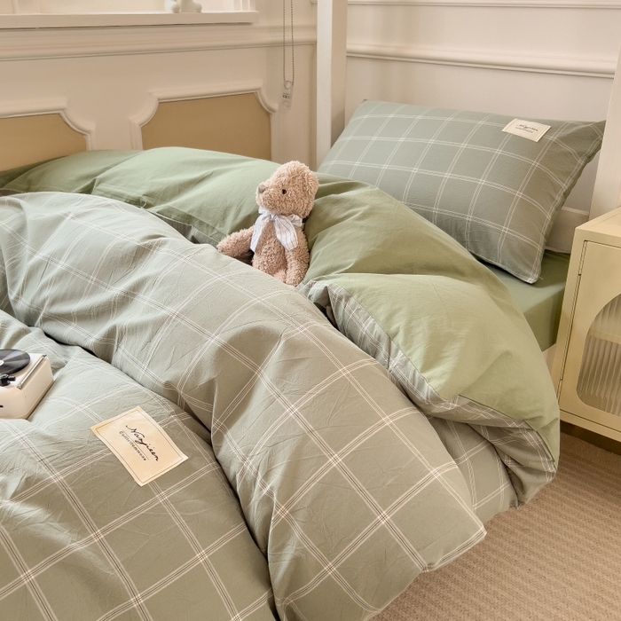 91家纺网 家纺一手货源 找家纺 梵克保罗 2025春夏新品无印风水洗棉学生六件套大礼包三件套枕套被套床单被芯床垫枕芯学生季 格韵绿