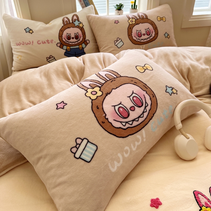 91家纺网 家纺一手货源 找家纺 （总）徕米家居 2025新款卡通毛巾绣绣花牛奶绒四件套