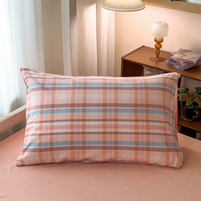 91家纺网 家纺一手货源 找家纺 梵克保罗 2025春夏新品无印风水洗棉学生六件套大礼包三件套枕套被套床单被芯床垫枕芯学生季 英伦粉