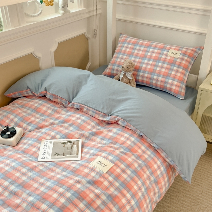 91家纺网 家纺一手货源 找家纺 梵克保罗 2025春夏新品无印风水洗棉学生六件套大礼包三件套枕套被套床单被芯床垫枕芯学生季 炫彩格