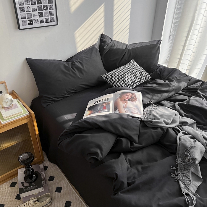 91家纺网 家纺一手货源 找家纺 （总）梵克保罗 2025新款ins风小红书同款纯色双拼水洗棉四件套学生三件套亲肤加厚磨毛四件套混搭系列-单被套单枕套