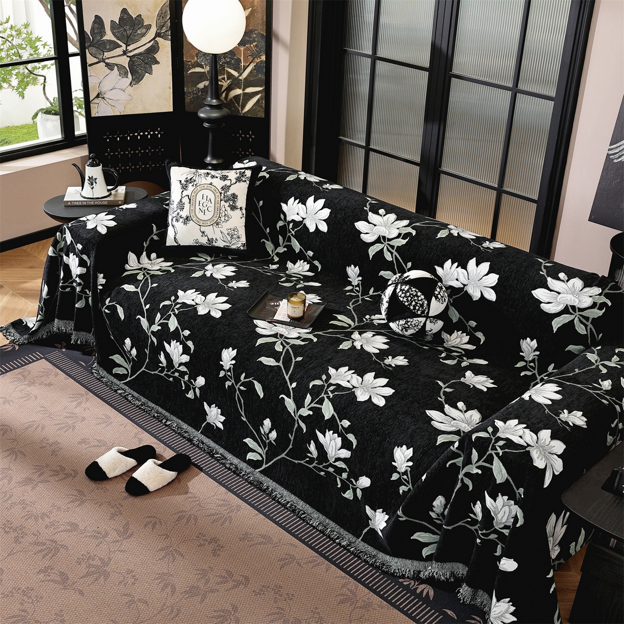 91家纺网 家纺一手货源 找家纺 共鸣沙发垫 2025新款亲肤舒适雪尼尔玉兰黑色沙发巾 玉兰黑色 180x230cm沙发巾