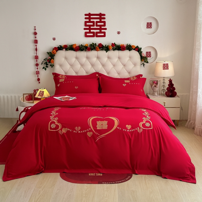 91家纺网 家纺一手货源 找家纺 梵克保罗 2025新款140高克重磨毛亲肤棉刺绣婚庆四件套 心心相印