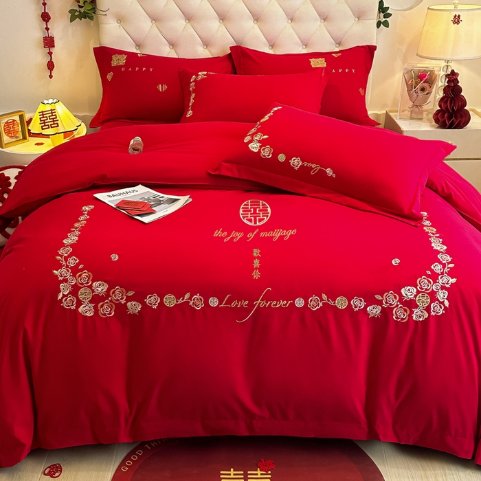 91家纺网 家纺一手货源 找家纺 梵克保罗 2025新款140高克重磨毛亲肤棉刺绣婚庆四件套 良辰喜事