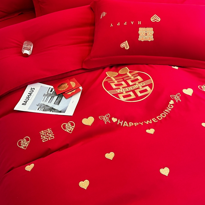 91家纺网 家纺一手货源 找家纺 （总）梵克保罗 2025新款140高克重磨毛亲肤棉刺绣婚庆四件套