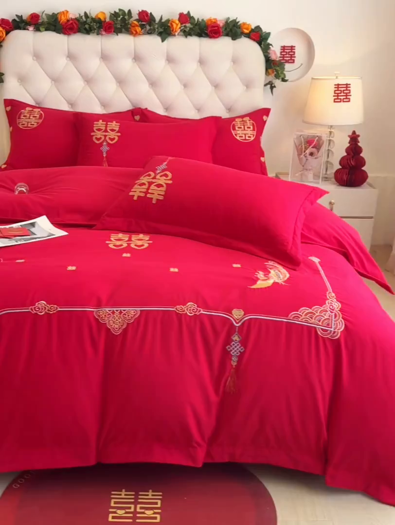 91家纺网 家纺一手货源 找家纺 梵克保罗 2025新款140高克重磨毛亲肤棉刺绣婚庆四件套 龙凤呈喜