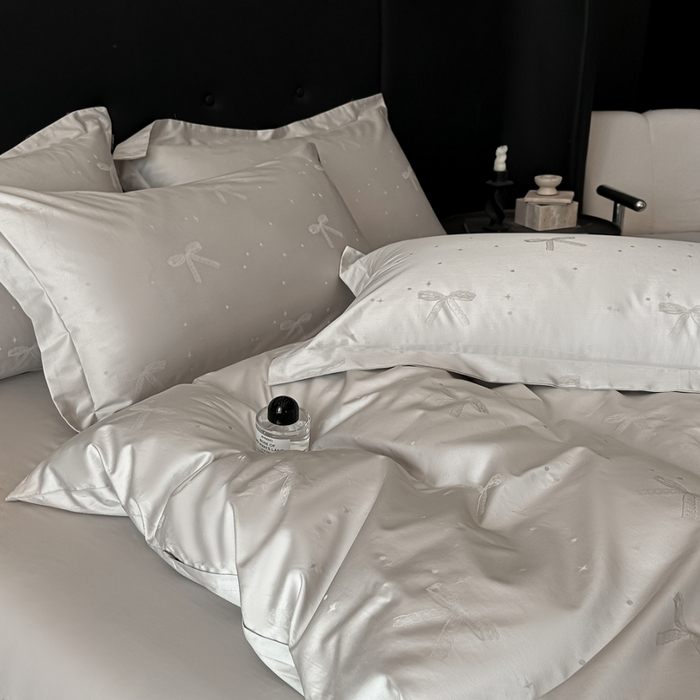 91家纺网 家纺一手货源 找家纺 梵克保罗 2025春夏新品50S长绒棉轻奢提花四件套 婉心-银