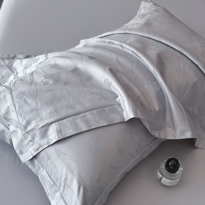 91家纺网 家纺一手货源 找家纺 梵克保罗 2025春夏新品50S长绒棉轻奢提花四件套 柔境-紫