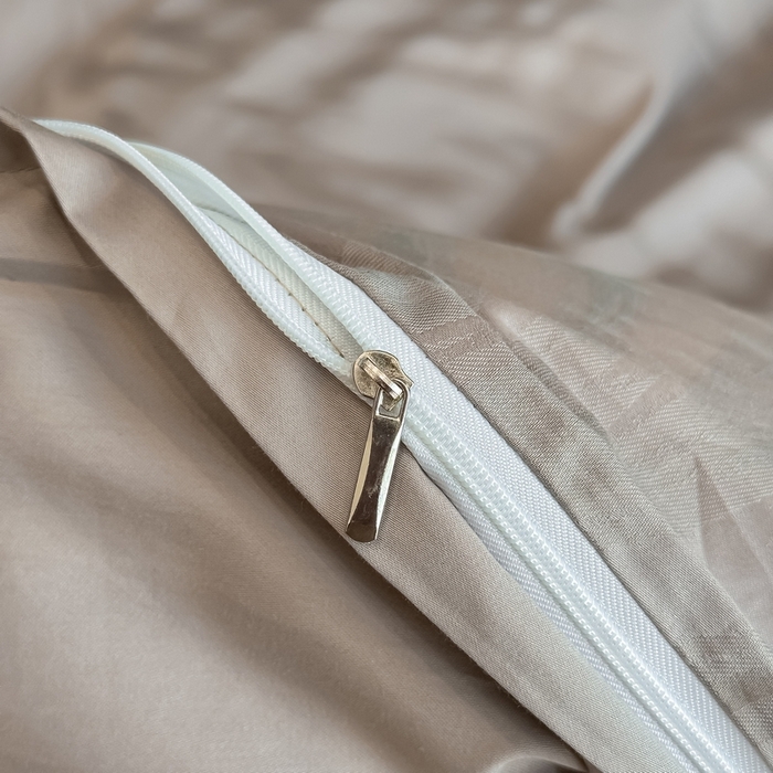 91家纺网 家纺一手货源 找家纺 梵克保罗 2025春夏新品50S长绒棉轻奢提花四件套 轻纱-褐