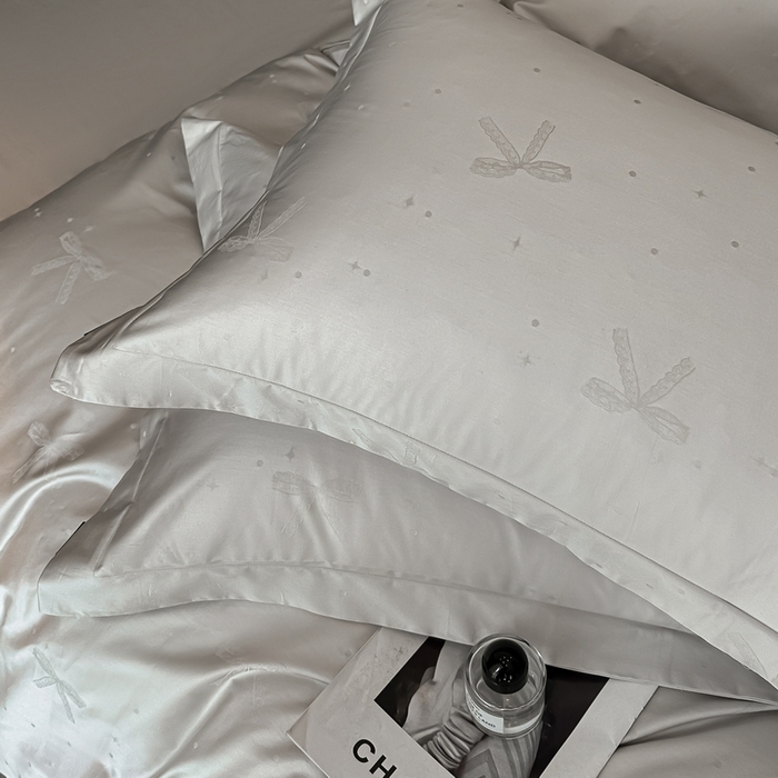 91家纺网 家纺一手货源 找家纺 梵克保罗 2025春夏新品50S长绒棉轻奢提花四件套 婉心-银