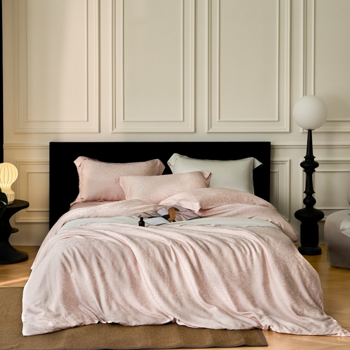 91家纺网 家纺一手货源 找家纺 梵克保罗 2025春夏新款新款纯色LF兰精天丝莱赛尔四件套 玫瑰粉