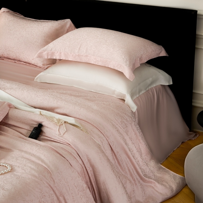 91家纺网 家纺一手货源 找家纺 梵克保罗 2025春夏新款新款纯色LF兰精天丝莱赛尔四件套 玫瑰粉