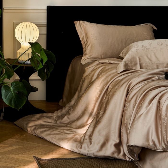 91家纺网 家纺一手货源 找家纺 梵克保罗 2025春夏新款新款纯色LF兰精天丝莱赛尔四件套 雨馨黄