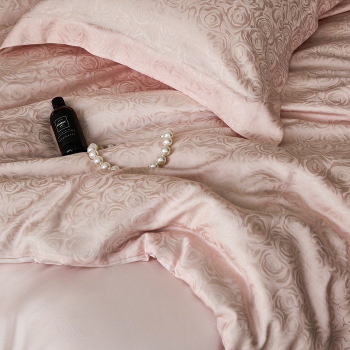 91家纺网 家纺一手货源 找家纺 梵克保罗 2025春夏新款新款纯色LF兰精天丝莱赛尔四件套 玫瑰粉