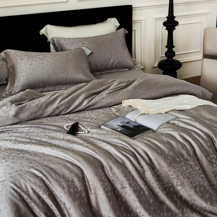 91家纺网 家纺一手货源 找家纺 梵克保罗 2025春夏新款新款纯色LF兰精天丝莱赛尔四件套 豹纹灰