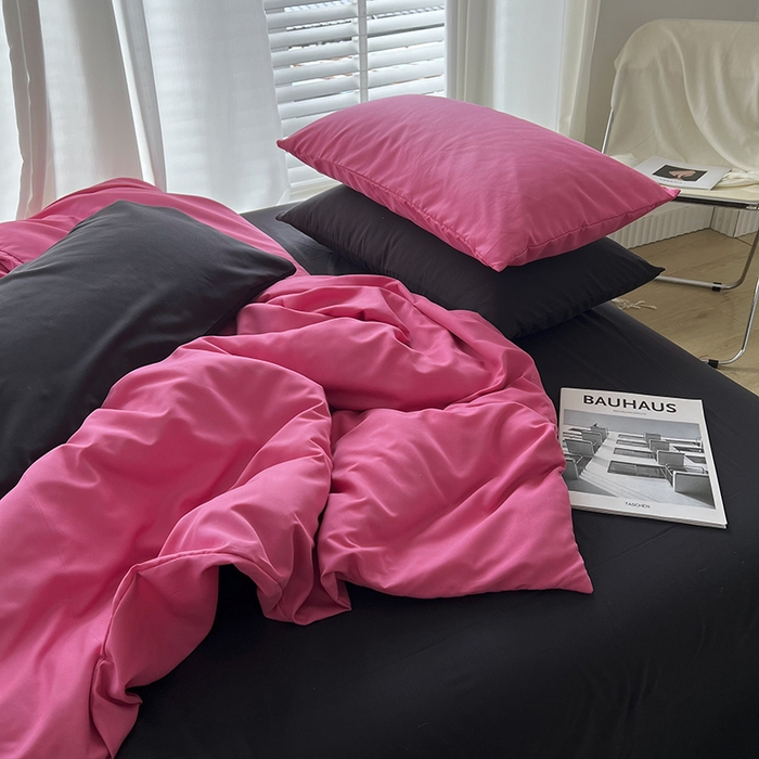 91家纺网 家纺一手货源 找家纺 梵克保罗 2025新款ins风小红书同款纯色双拼水洗棉四件套学生三件套亲肤加厚磨毛四件套混搭系列-单被套单枕套 混搭-树莓粉黑