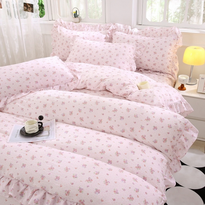 91家纺网 家纺一手货源 找家纺 梵克保罗 2025新款双层纱蕾丝花边床裙四件套 相思-樱桃红