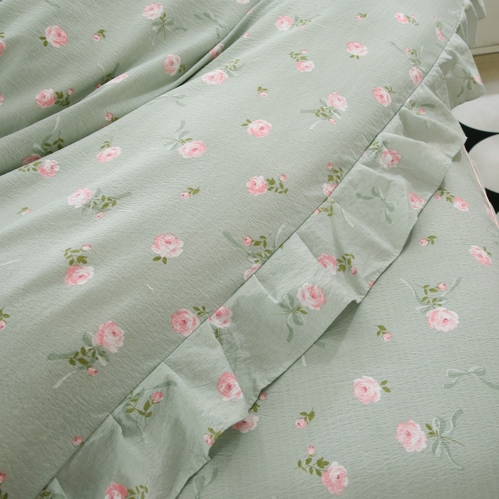 91家纺网 家纺一手货源 找家纺 梵克保罗 2025新款双层纱蕾丝花边床裙四件套 半身倾慕