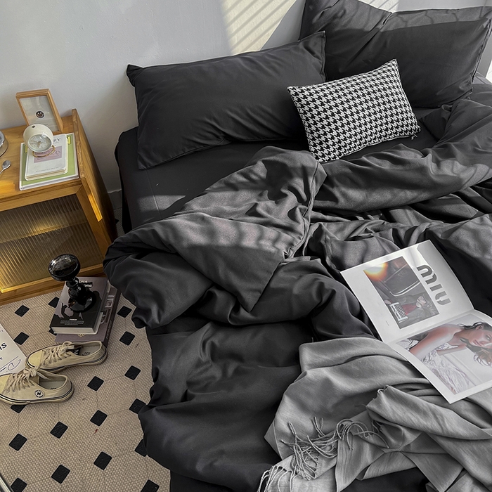 91家纺网 家纺一手货源 找家纺 （总）梵克保罗 2025新款ins风小红书同款纯色双拼水洗棉四件套学生三件套亲肤加厚磨毛四件套混搭系列-单被套单枕套