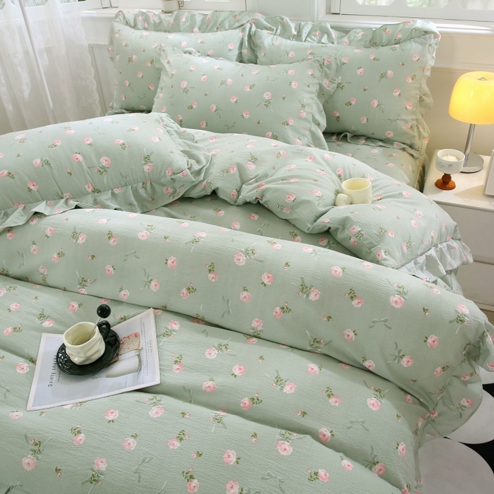 91家纺网 家纺一手货源 找家纺 梵克保罗 2025新款双层纱蕾丝花边床裙四件套 半身倾慕