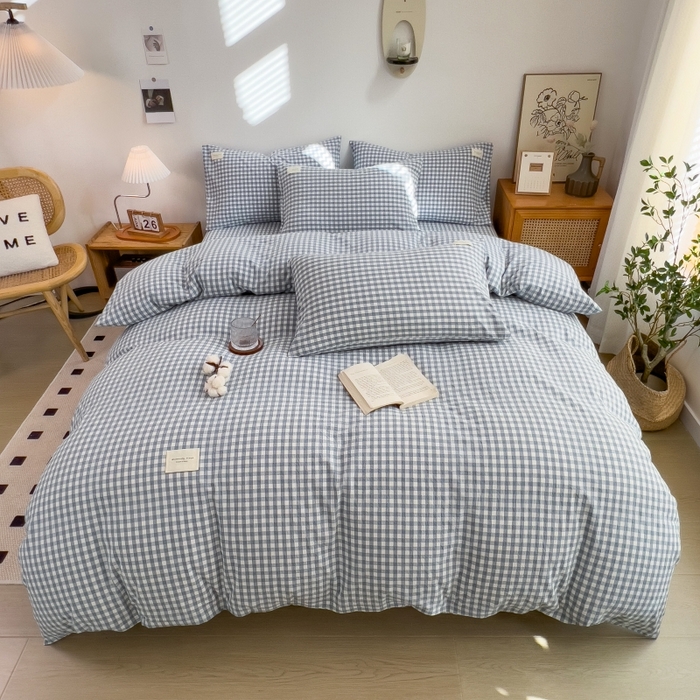 91家纺网 家纺一手货源 找家纺 梵克保罗 2025新款无印风四件套系列 天蓝小格-床单款