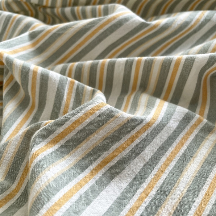 91家纺网 家纺一手货源 找家纺 梵克保罗 2025新款无印风四件套系列 小绿条-床单款