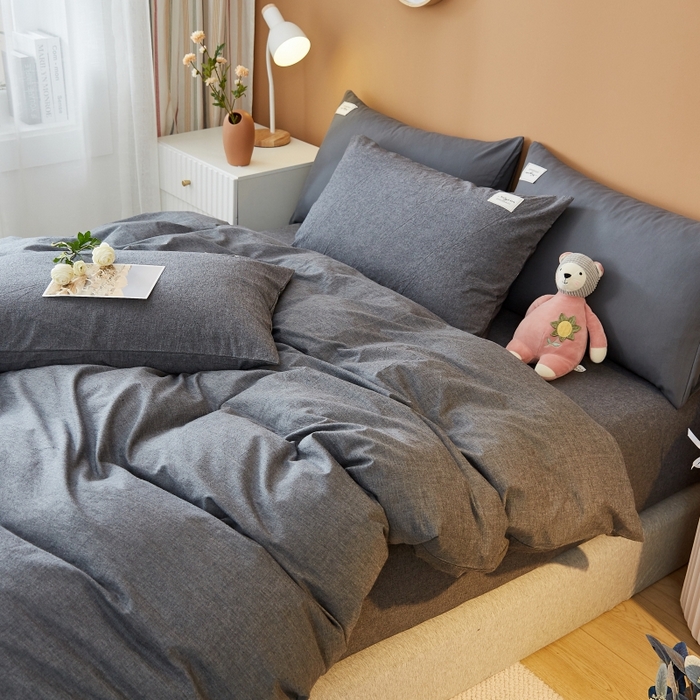 91家纺网 家纺一手货源 找家纺 梵克保罗 2025新款无印风四件套系列 低调灰-床笠款