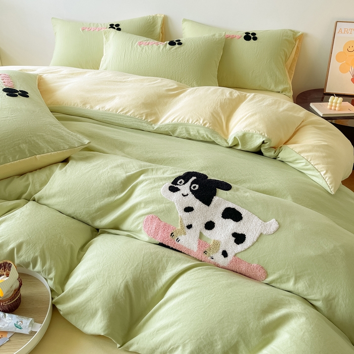 91家纺网 家纺一手货源 找家纺 梵克保罗 2025新款卡通水洗棉毛巾绣四件套 浅绿配米黄